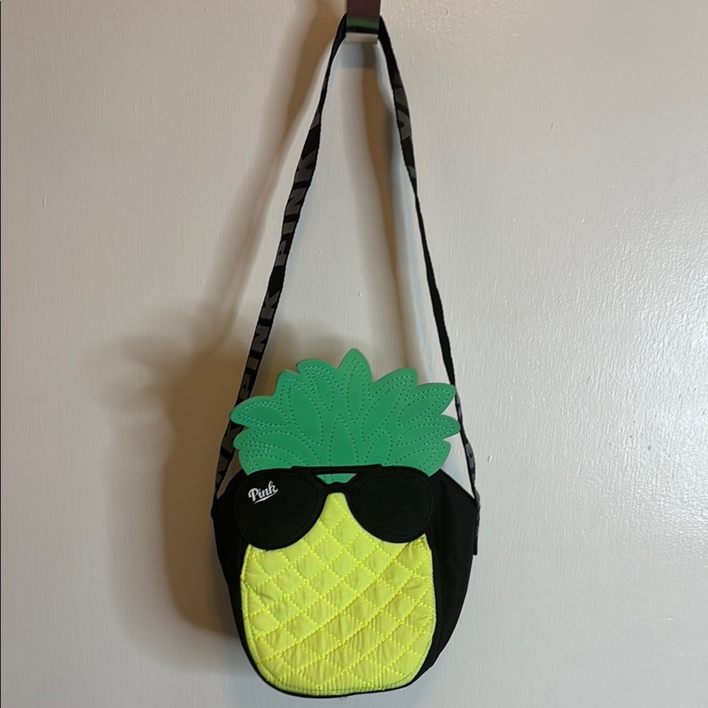 Victorias Secret Pink Pineapple Lunch Cooler